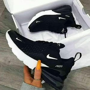 AIR Nikes 270